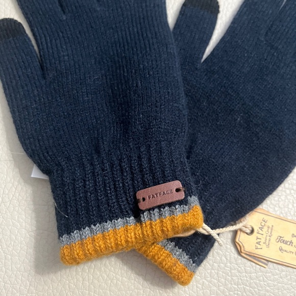 NWT - Fat Face Adult Touchscreen Knit Gloves - Picture 2 of 6